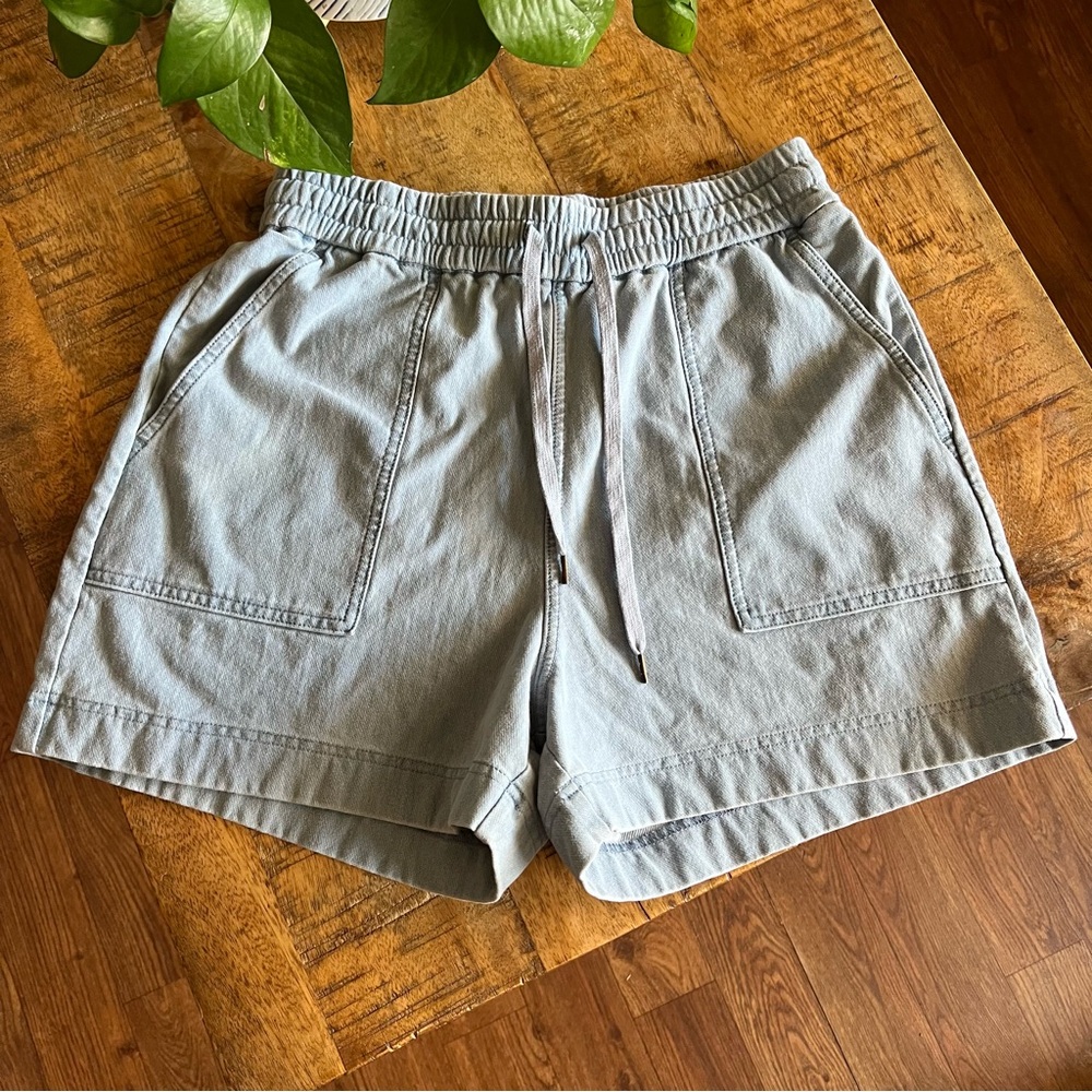 Uniqlo Womens Sz Small Blue 62 Denim Jersey Pull On Shorts Elastic Waist